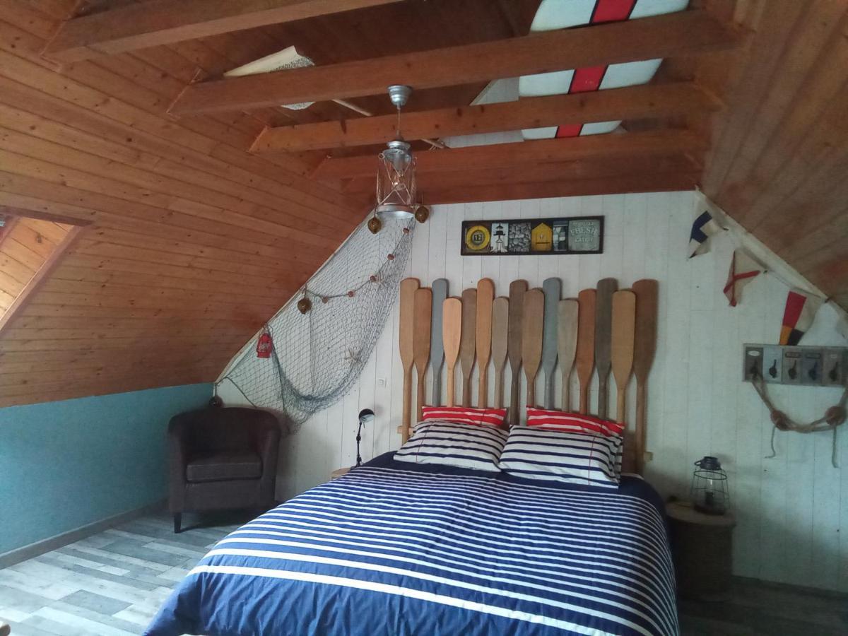 Ty Madelez Chambres d'hôtes La Roche-Derrien Exterior foto